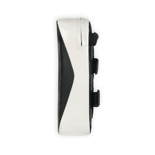 Thajský tréningový štít Bushido čierny PAO T42