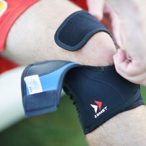 Zamst EK-1 stabilizátor kolena čierny 671801