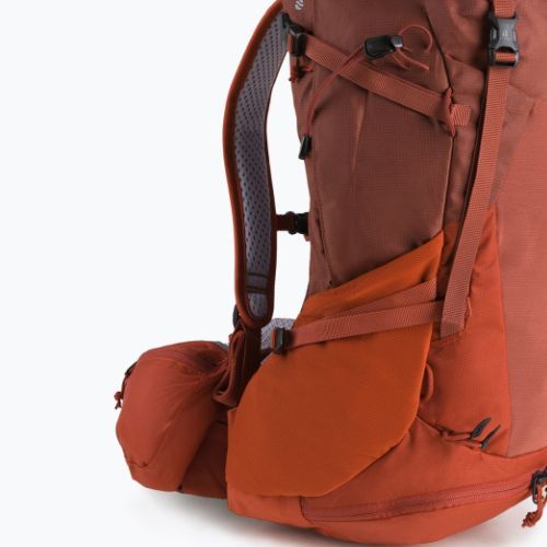 Turistický batoh Deuter Futura Pro 34 SL červený 3401021