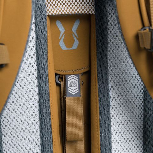 Deuter Aircontact Core 60 + 10 l trekingový batoh hnedý 335052263180