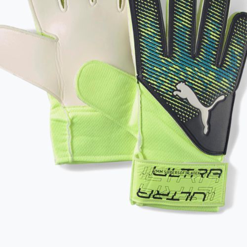 Brankárske rukavice PUMA Ultra Grip 4 RC black-green 041817 01