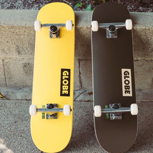 Klasický skateboard Globe Goodstock žltý