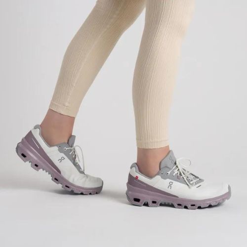 Dámska bežecká obuv On Cloudventure Waterproof Ice/Heron 3298576