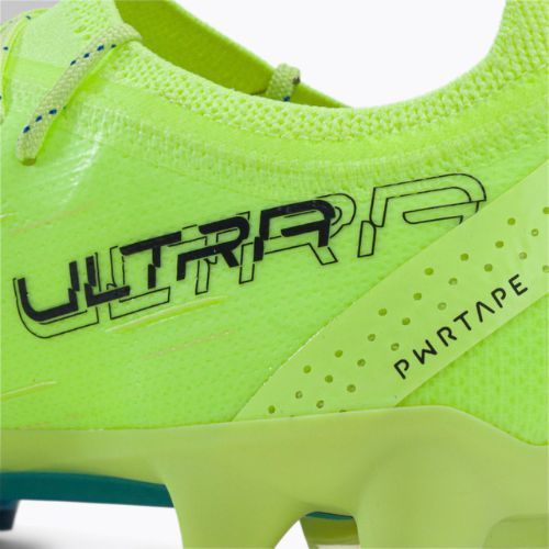 Pánske futbalové topánky PUMA Ultra Ultimate MXSG green 106895 01