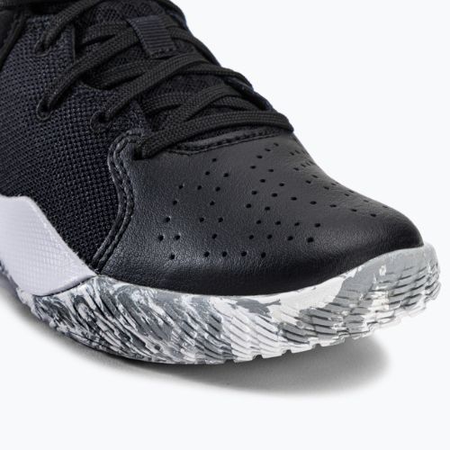 Detská basketbalová obuv Under Armour GS Jet '21 1 čierno-biela UAR-3247941-1-4.5