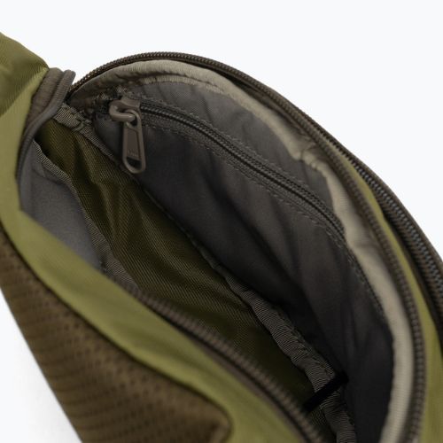 Ľadvinka Dakine D8130200 utility green