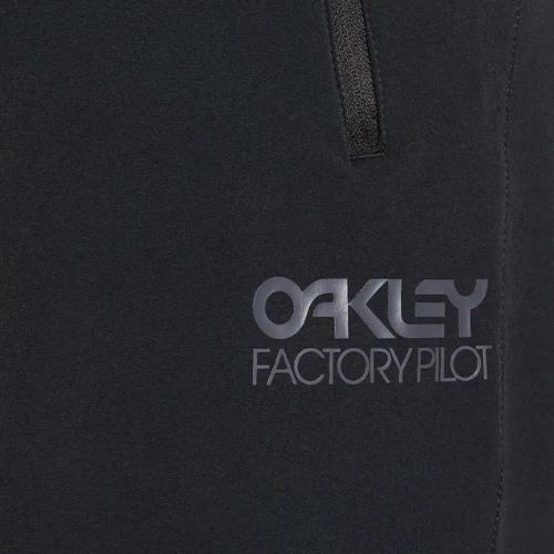 Oakley Factory Pilot Lite I pánske cyklistické šortky čierne FOA455