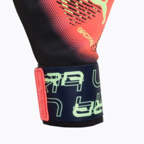 PUMA Ultra Grip 1 Hybrid brankárske rukavice červené 041827 02
