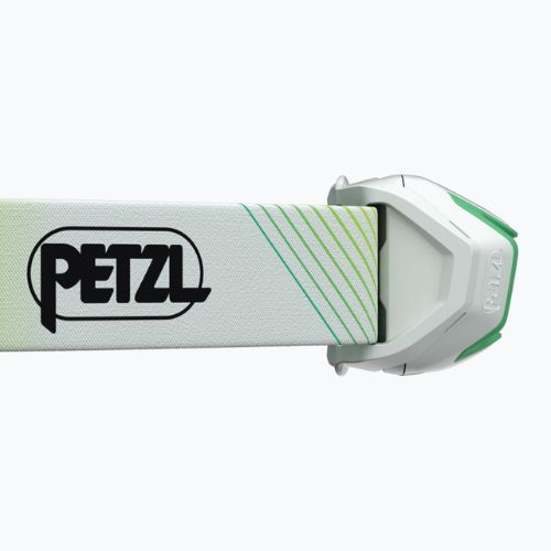 Čelová baterka Petzl Actik Core zelená E065AA02