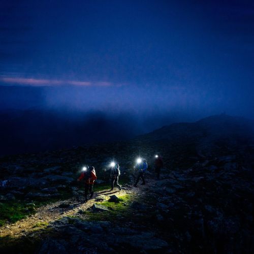 Čelová baterka Petzl Tikka Core modrá E067AA01