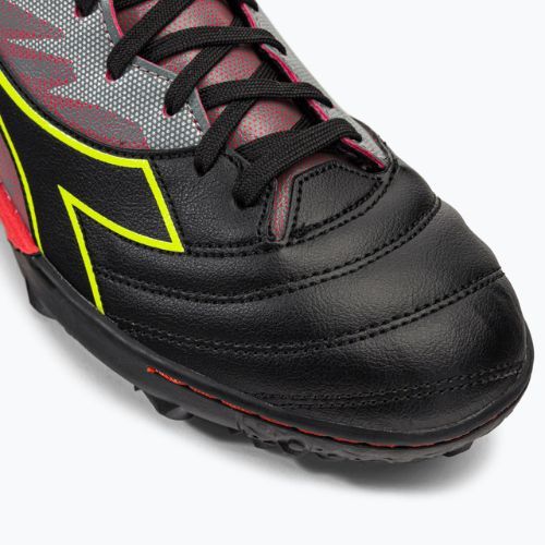 Pánske kopačky Diadora Brasil Elite Veloce R TFR čierno-červené DD-101.179182-D0136-40