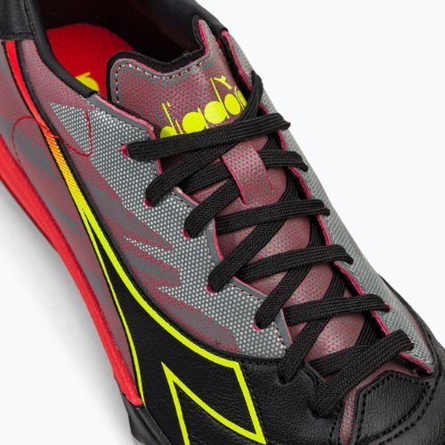 Pánske kopačky Diadora Brasil Elite Veloce R TFR čierno-červené DD-101.179182-D0136-40