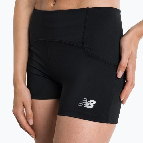 Dámske bežecké šortky New Balance Accelerate Pacer 3,5" čierne WS31243BK