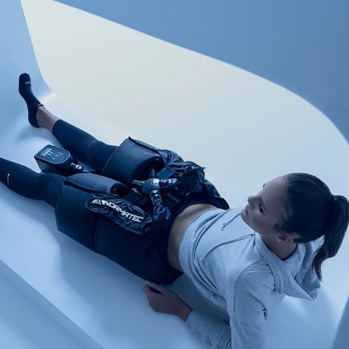 Normatec bedrové regeneračné šortky čierne