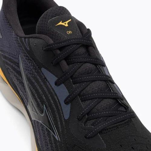 Pánska bežecká obuv Mizuno Wave Sky 6 black/tradewinds/gold fusion