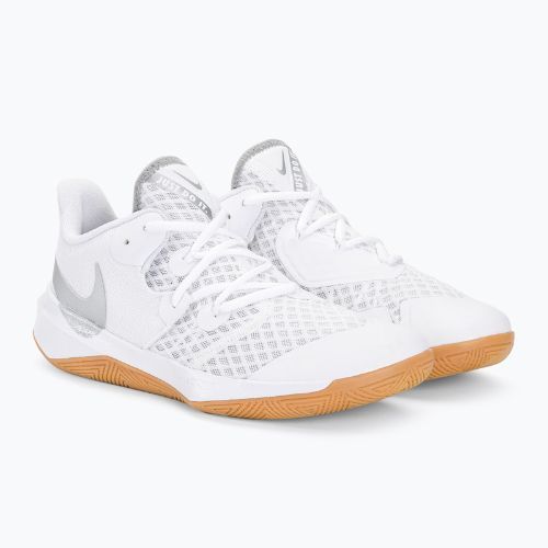 Tenisky na volejbal Nike Zoom Hyperspeed Court SE biele/metalická strieborná guma