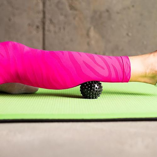 Masážna lopta HMS BLP01 Lakrosováčierna