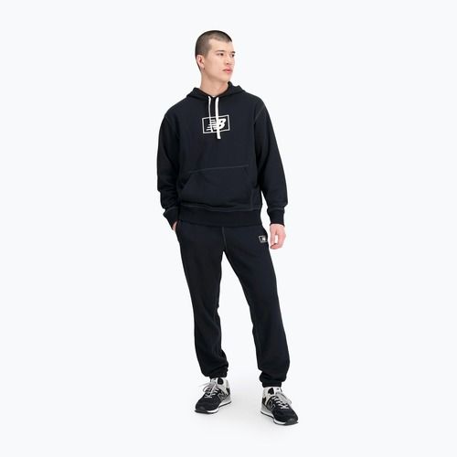 Pánska mikina New Balance Essentials Hoodie black