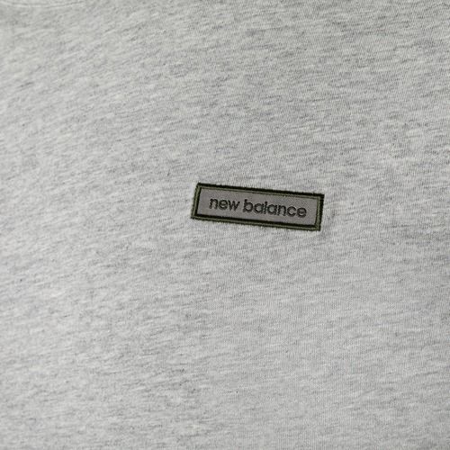 Pánske športové tričko New Balance Essentials Winter šedej farby