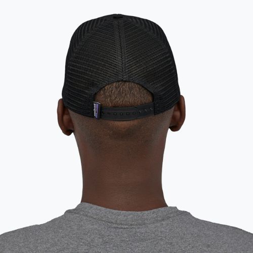 Patagonia P-6 Logo Trucker cap black