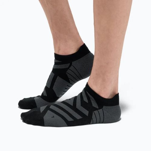 Pánske bežecké ponožky On Performance Low black/shadow