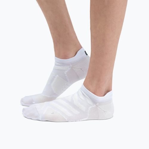 Pánske bežecké ponožky On Performance Low white/ivory