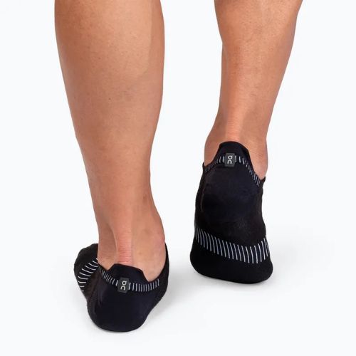 Pánske bežecké ponožky On Ultralight Low black/white