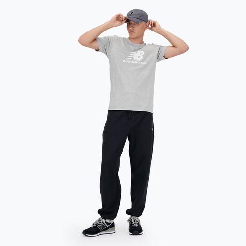 Pánske športové sivé tričko New Balance Stacked Logo