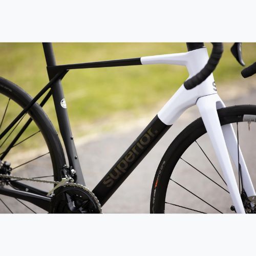 Cestný bicykel Superior X-ROAD 9.3 GF matný karbón/biela