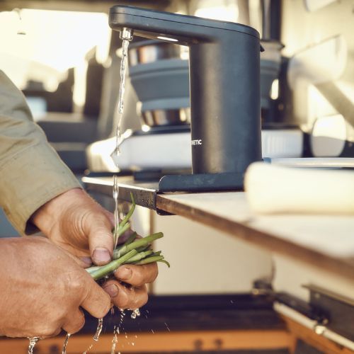 Hydratačná vodovodná batéria Dometic bridlica