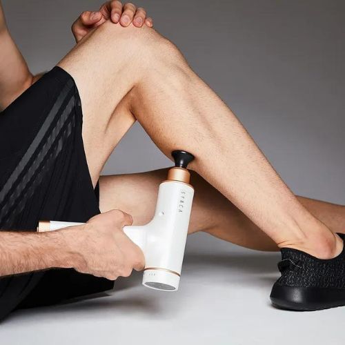 Masážny prístroj SYNCA Kitta Gun satin beige