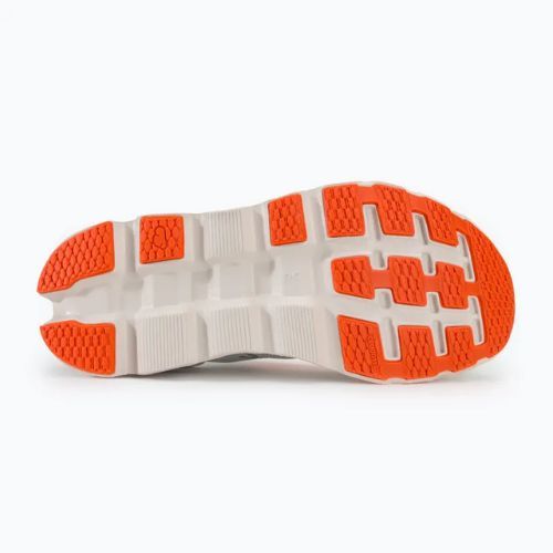 Dámska bežecká obuv On Cloudstratus 3 undyed white/sand