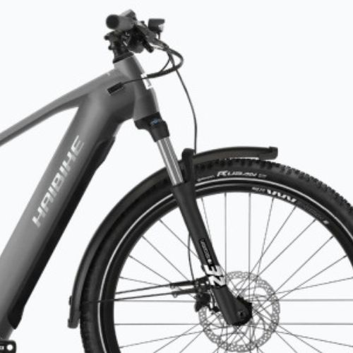 Elektrobicykel Haibike Trekking 4 High 720Wh tmavo strieborný/perleťovo matný