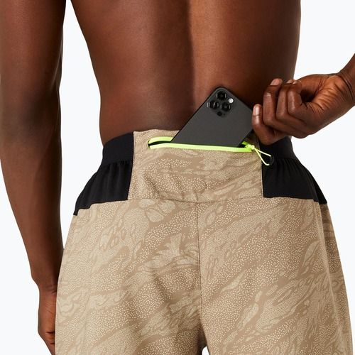 Pánske šortky na behanie ASICS Fujitrail All Over Print 5IN pepper