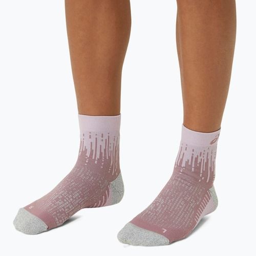 Ponožky na behanie ASICS Performance Run Quarter dusty mauve