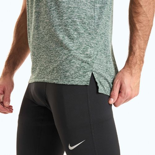 Pánske bežecké tričko Nike Dri-Fit Rise 365 vintage green/heather