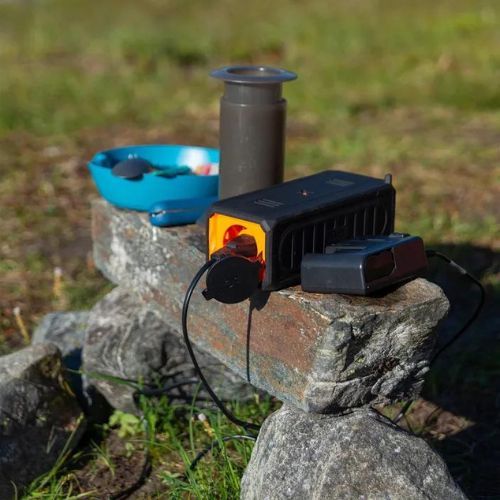 Powerbank Xtorm Socket 25600 mAh 70W čierna/oranžová