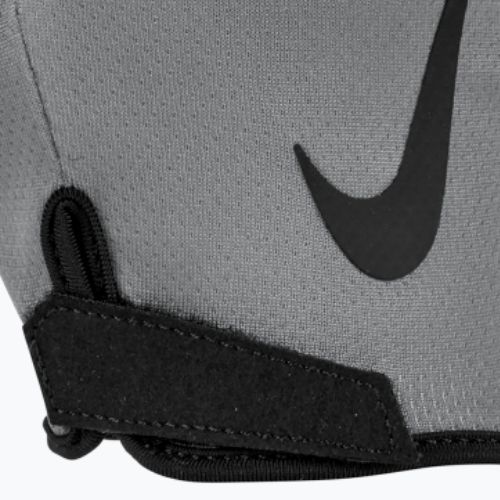 Pánske tréningové rukavice Nike Gym Essential FG 2.0 cool grey/black/black