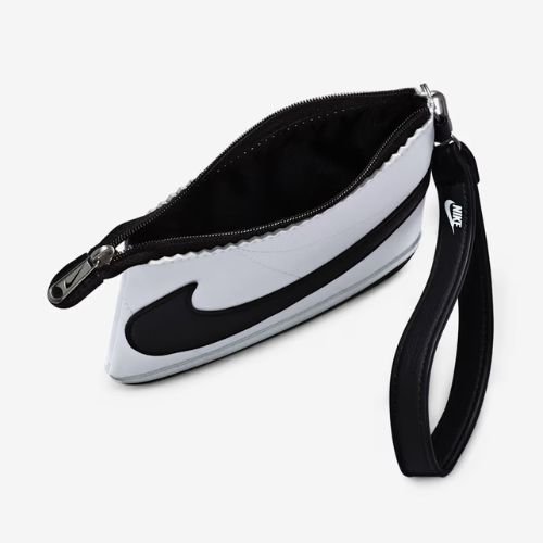 Peňaženka Nike Icon Cortez Wristlet white/black/black
