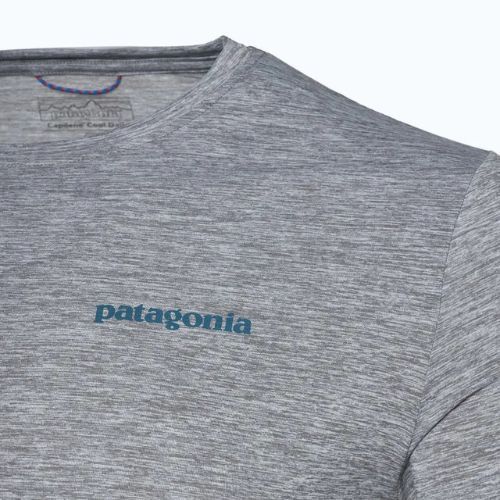 Pánske tričko Patagonia Cap Cool Daily Graphic Shirt-Waters boardshort logo abalone blue/feather grey