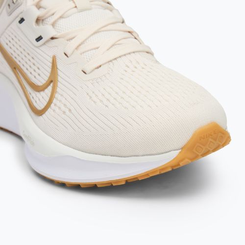 Dámska bežecká obuv Nike Quest 6 phantom/sail/pale ivory/metallic gold