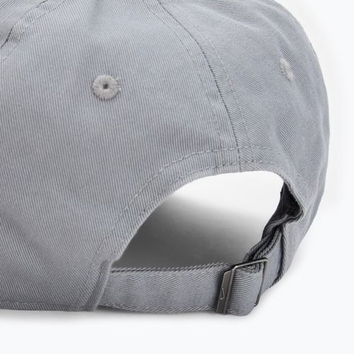 Šiltovka Nike Club Unstructured Futura Wash particle grey/white