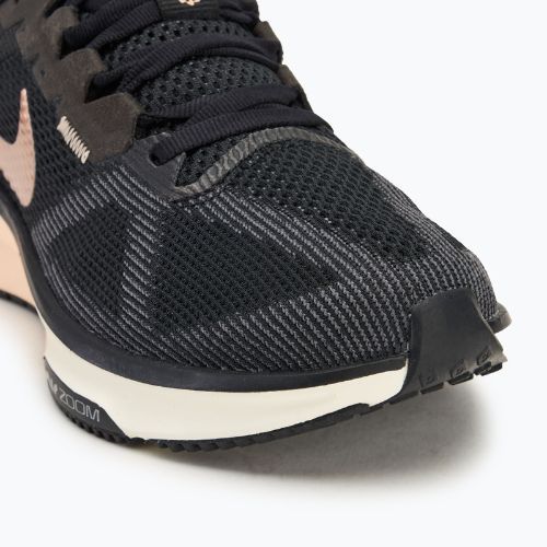 Dámska bežecká obuv Nike Structure 25 black/crimson tint/ anthracite/metallic red bronze
