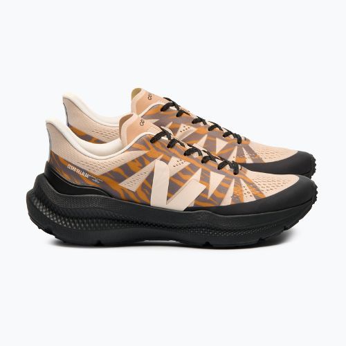 Pánska bežecká obuv VEJA Veja X Cesar Villalba areai/cashew/ouro