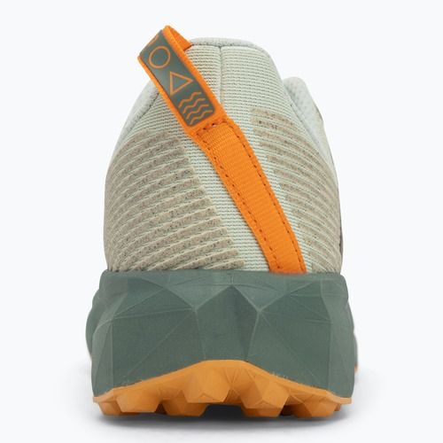 Dámske bežecké topánky New Balance FuelCell Venym calcium