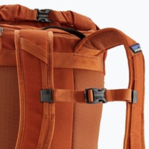 Ruksak Patagonia Fieldsmith Roll Top Pack 32 l robin brown