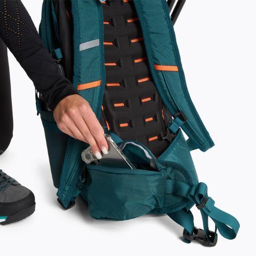 Turistický batoh KADVA Fleiro 30 l tmavomodrý