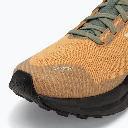 Pánske bežecké topánky New Balance FuelCell Venym dried apricot