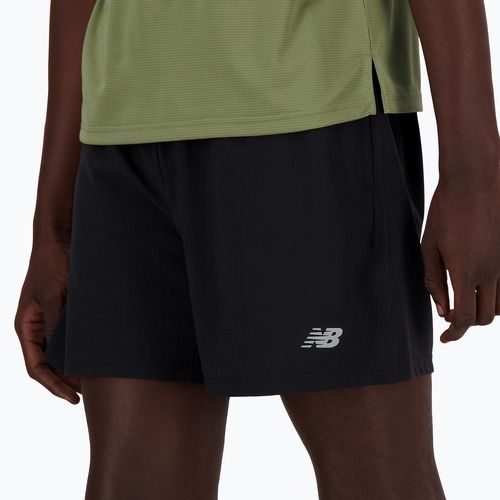 Pánske bežecké šortky New Balance Sport Essential Lined 5" black