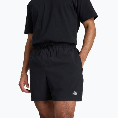 Pánske bežecké šortky New Balance Sport Essential 5" black
